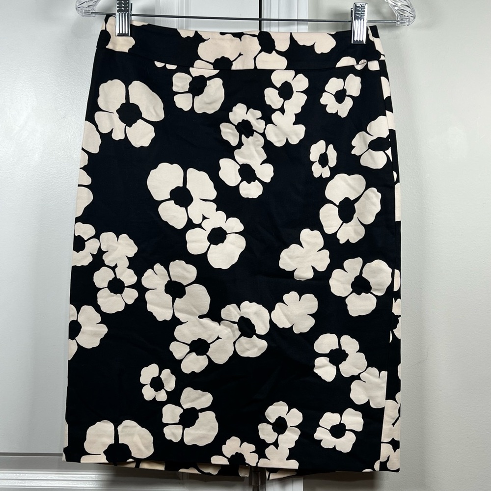 Loft Floral Print Pencil Skirt